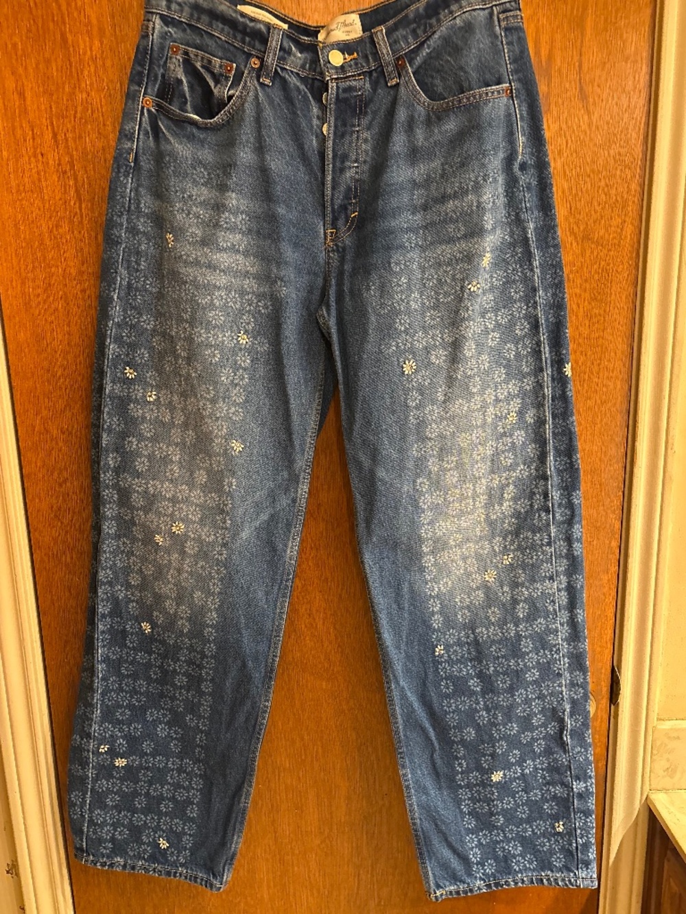 Good Condition | Universal Thread Women's Jeans - Mid-Rise 90s Baggy - Size 8